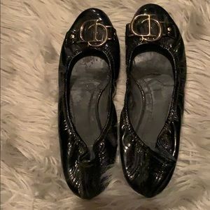 Patent leather ballet flats